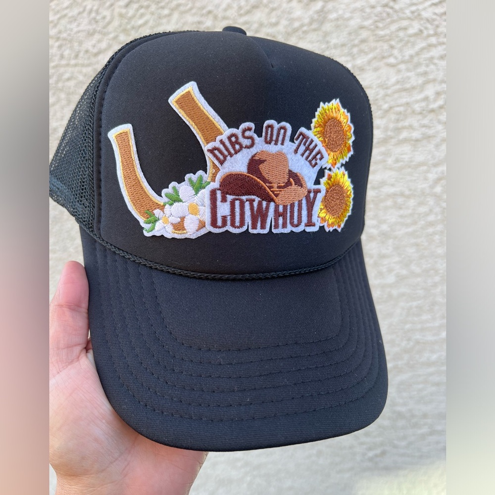 Trucker hat